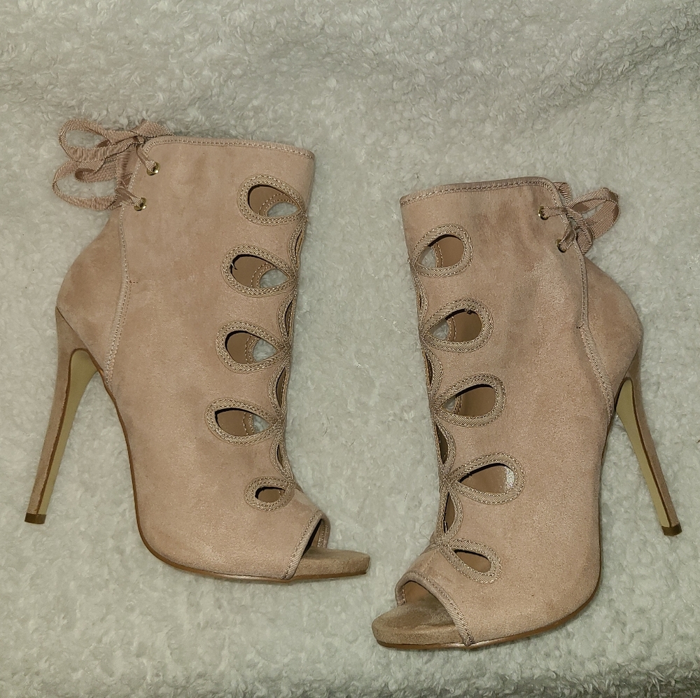 Shoedazzle Hydee Open Toe Bootie Heel Size 8.5